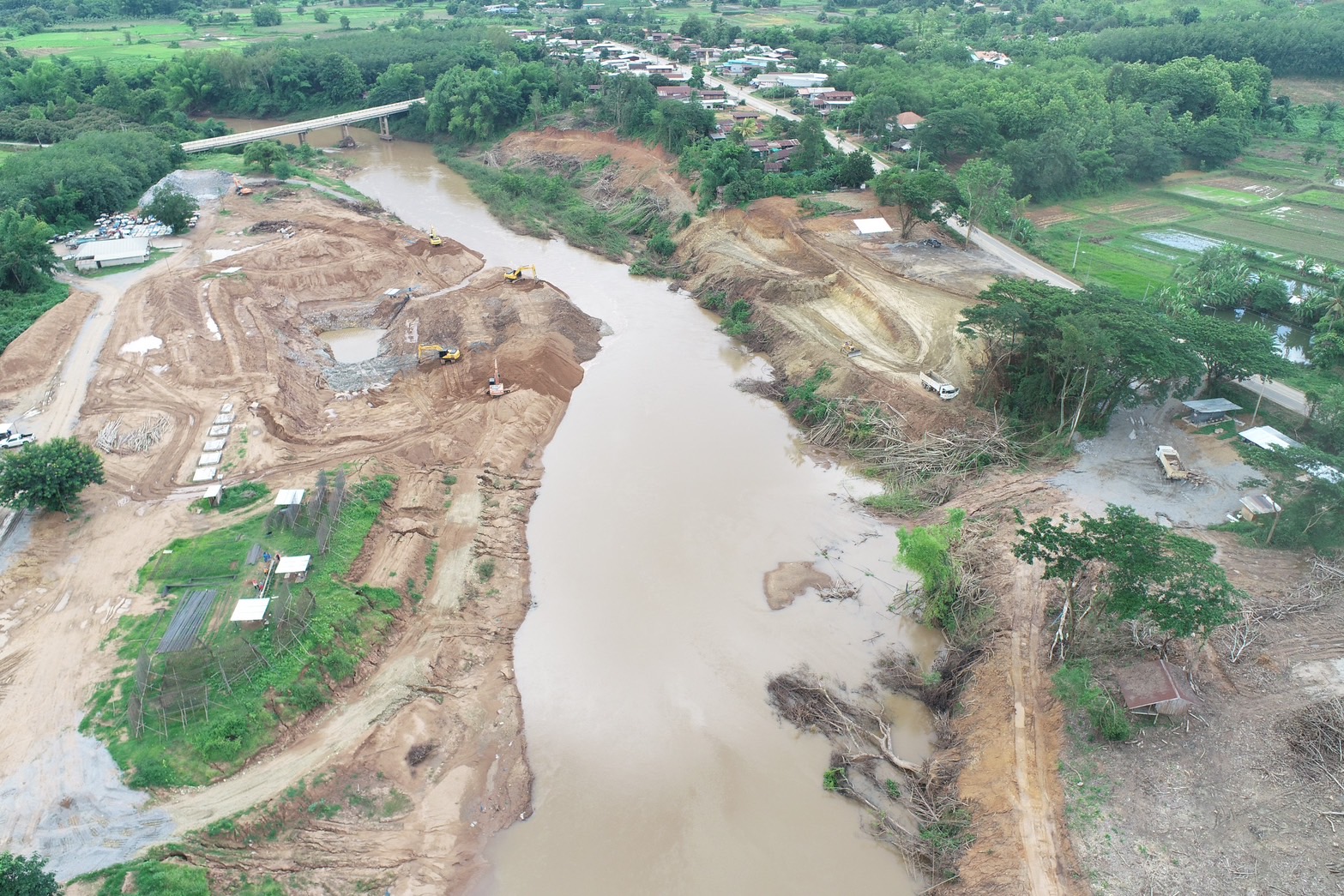 ระหว่างดำเนินการ